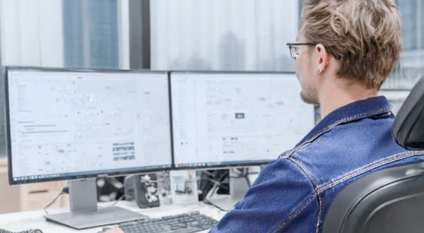 Türsysteme TEchnischer Zeichner, CAD, Vertrieb Automatiktüren bei LANGE Automatiktüren GmbH